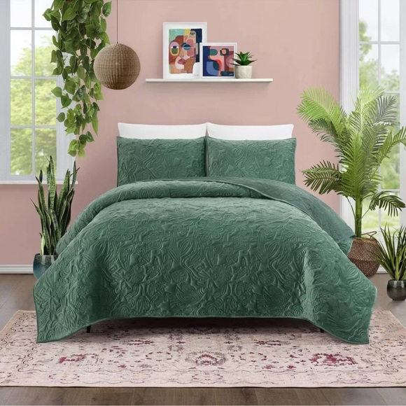 Nwt 3pc King velvet Secret Garden Quilt Set Jungalow